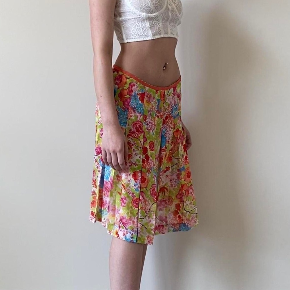 Nine & Company Bright Floral Summer Skirt - Picture 2 of 6